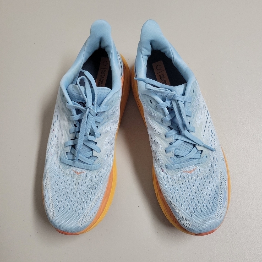 Hoka One One Clifton 8 Women's Size 10.5B.